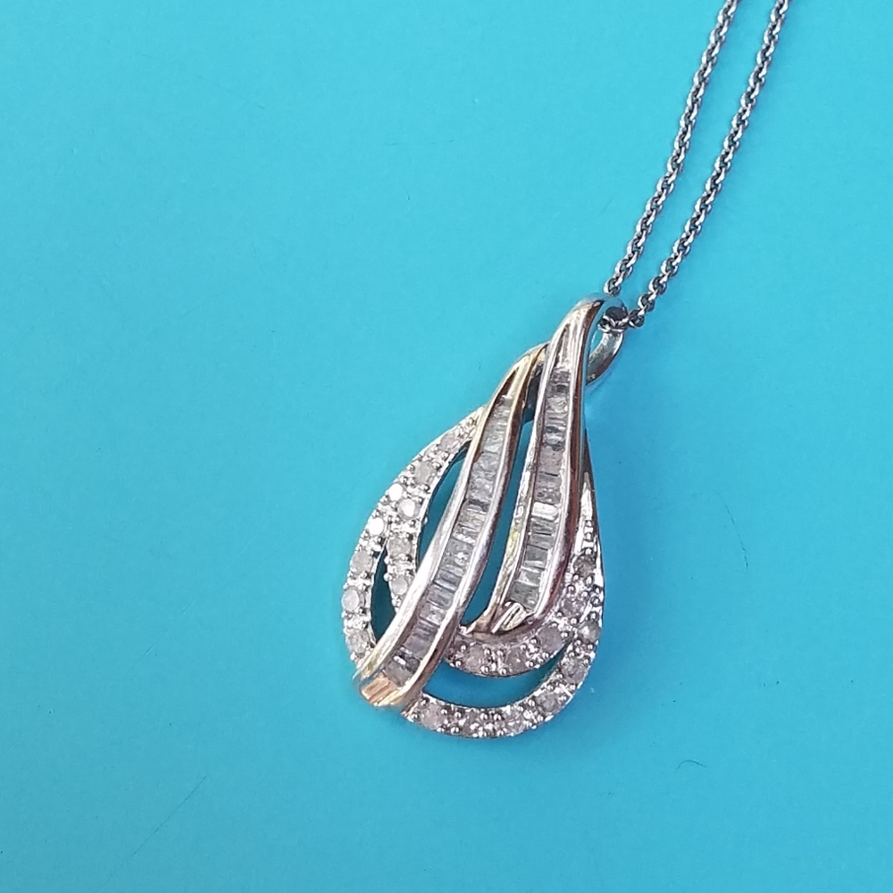 Signed Sterling SILVER KA 1772 Diamond Pendant